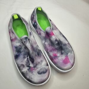 OOFOS Women's Tie-Dye Slip-On Sneakers